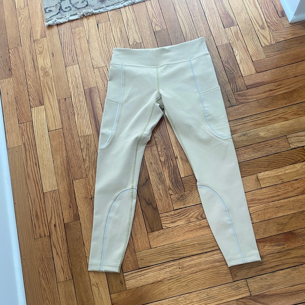 Outdoor Voices leggings NWOT size M